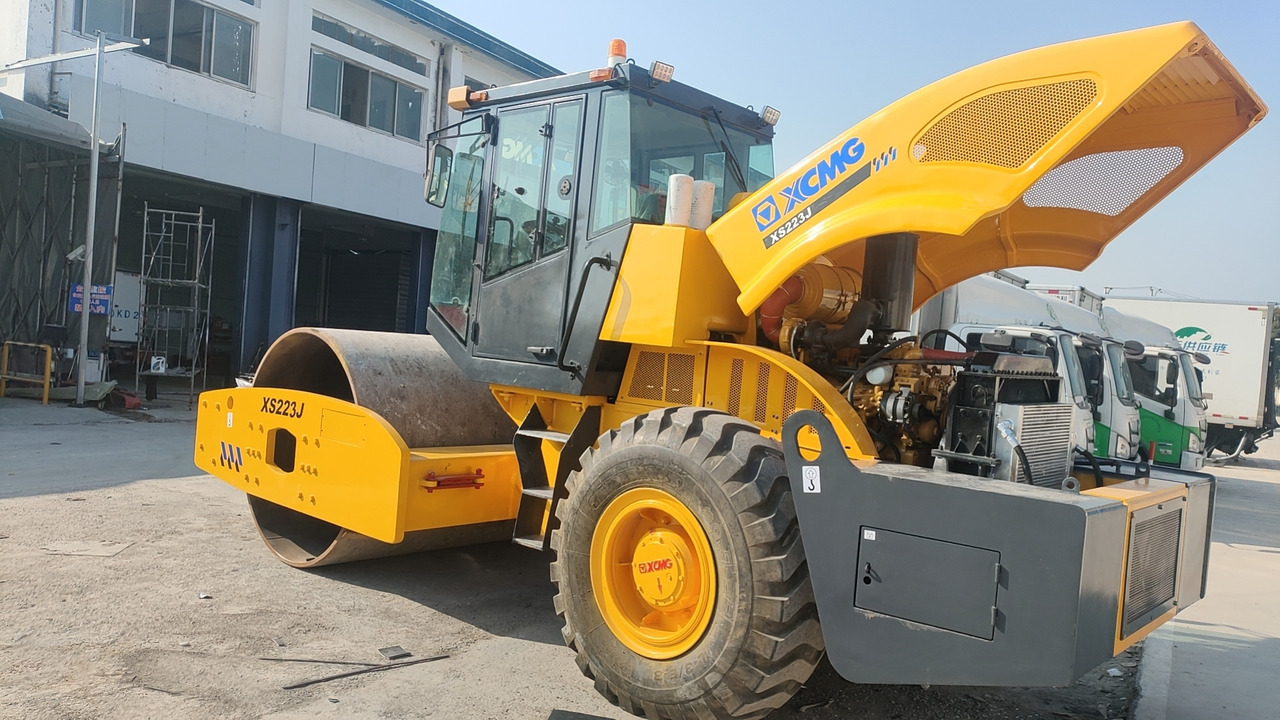 XCMG XS223J - Дорожній каток: фото 4 XCMG XS223J - Дорожній каток: фото 4