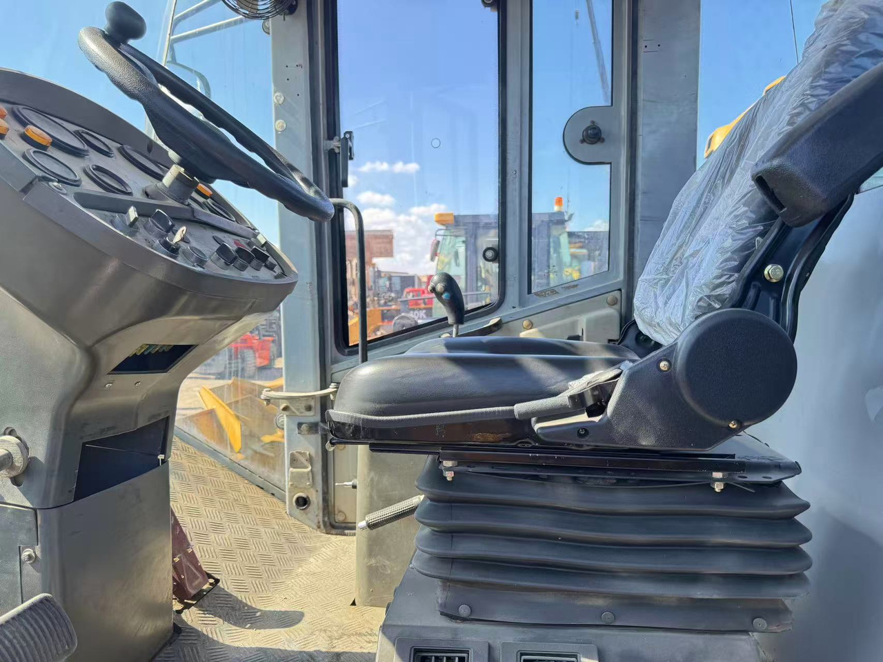 XCMG XS263J - Дорожній каток: фото 3 XCMG XS263J - Дорожній каток: фото 3