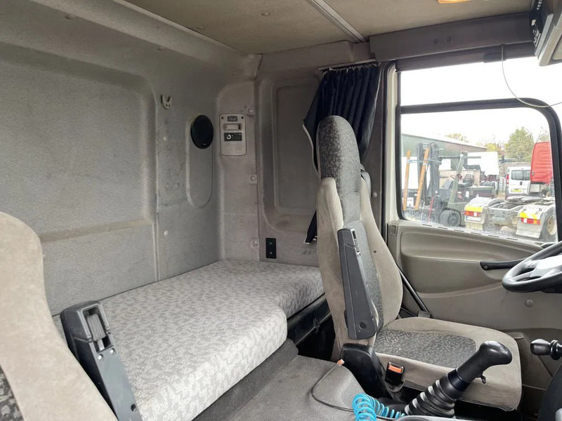 Тягач DAF CF 85.460 Tractor unit: фото 12 Тягач DAF CF 85.460 Tractor unit: фото 12