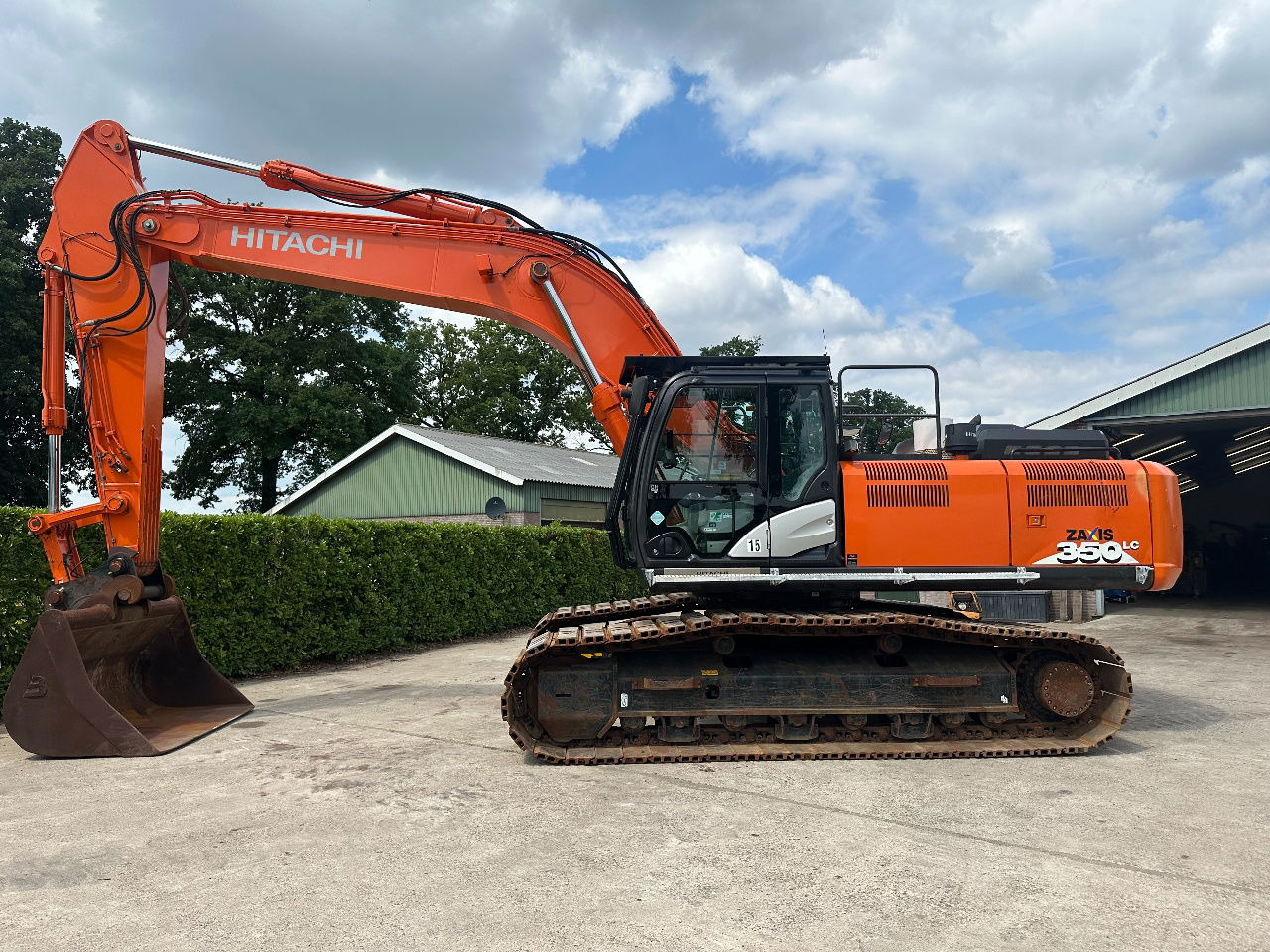 Hitachi ZX350LC-6 - Гусеничний екскаватор: фото 4 Hitachi ZX350LC-6 - Гусеничний екскаватор: фото 4