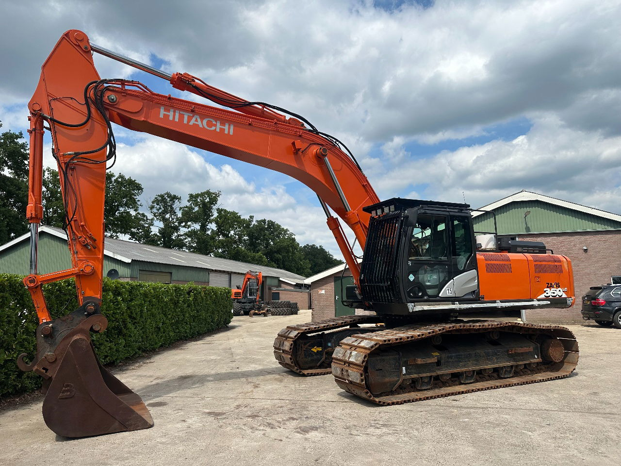 Hitachi ZX350LC-6 - Гусеничний екскаватор: фото 2 Hitachi ZX350LC-6 - Гусеничний екскаватор: фото 2