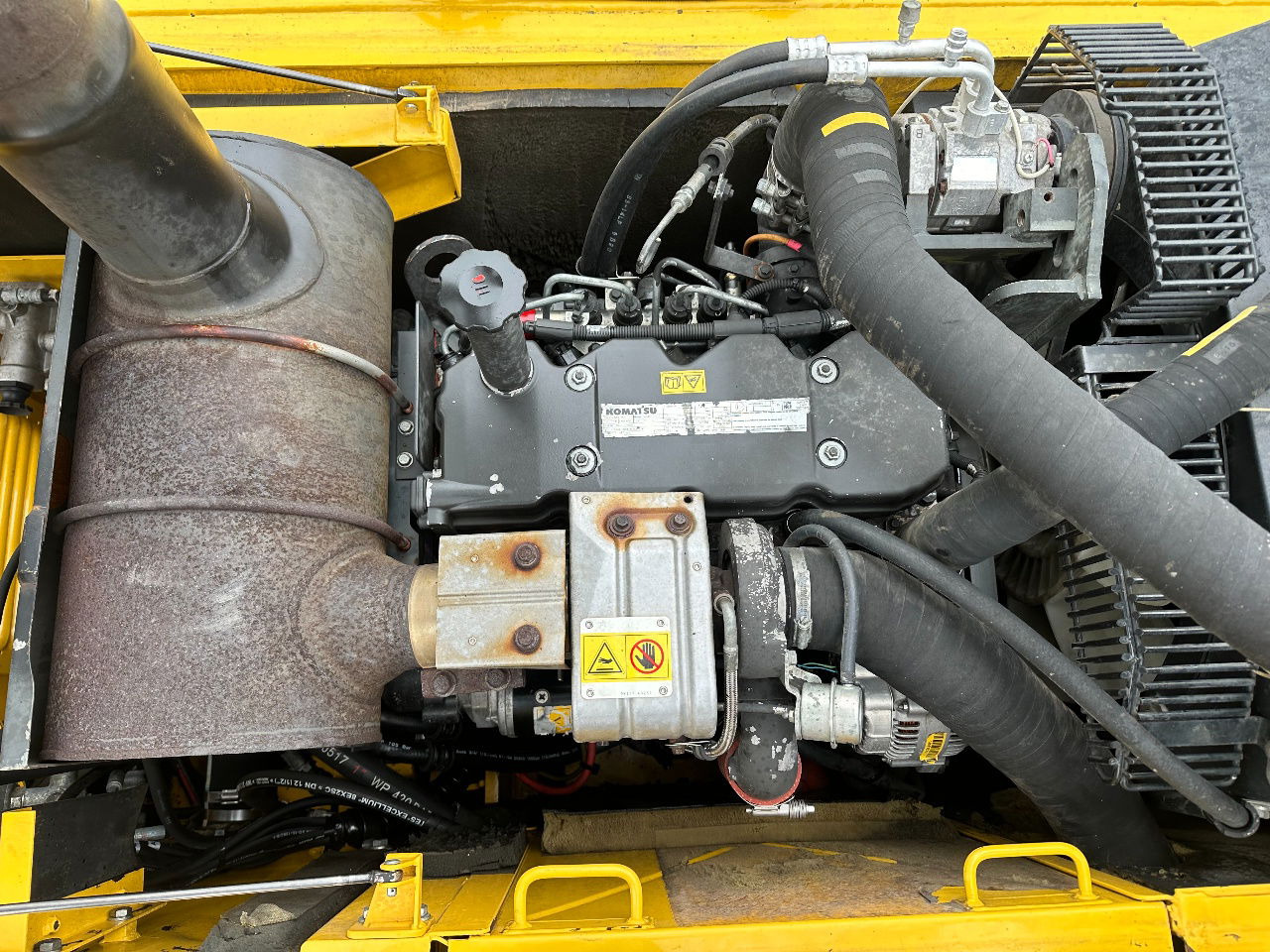 Колісний екскаватор Komatsu PW160-8: фото 24