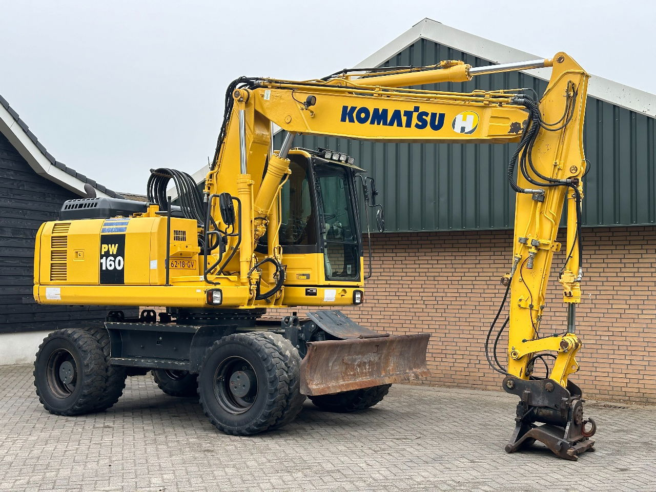 Колісний екскаватор Komatsu PW160-8: фото 6