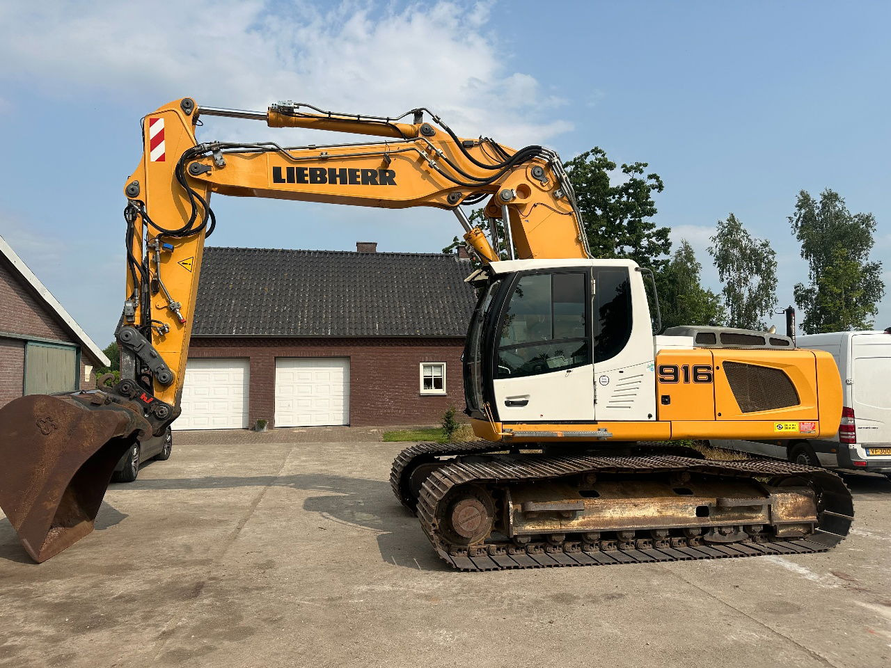 Liebherr R906 - Гусеничний екскаватор: фото 1 Liebherr R906 - Гусеничний екскаватор: фото 1