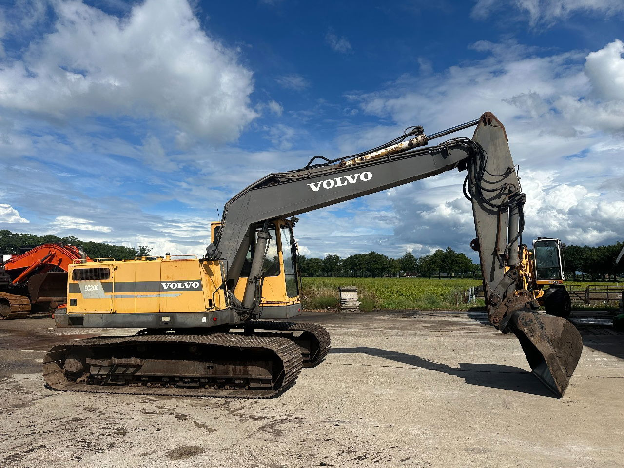 Volvo EC200 - Гусеничний екскаватор: фото 4 Volvo EC200 - Гусеничний екскаватор: фото 4