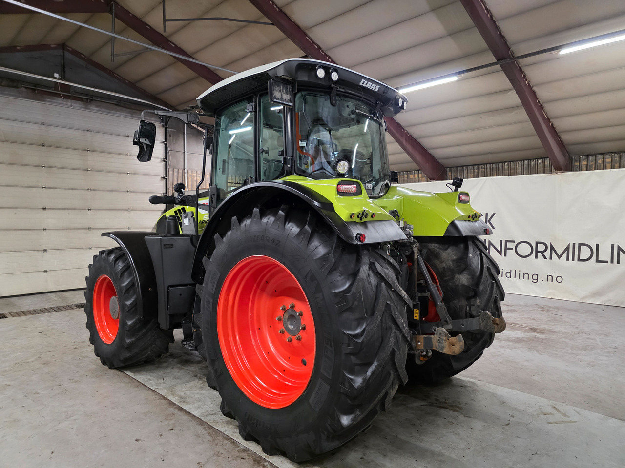 CLAAS Arion 660 C-Matic - Трактор: фото 3 CLAAS Arion 660 C-Matic - Трактор: фото 3