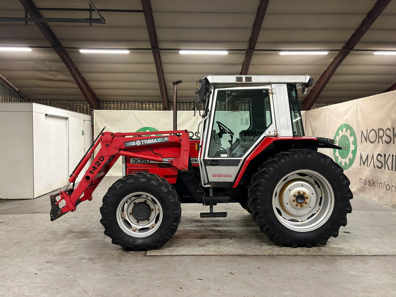 Massey Ferguson 3050 - Трактор: фото 2 Massey Ferguson 3050 - Трактор: фото 2