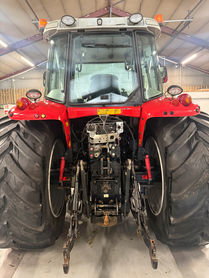 Massey Ferguson 6470 Dyna 6 - Трактор: фото 4 Massey Ferguson 6470 Dyna 6 - Трактор: фото 4
