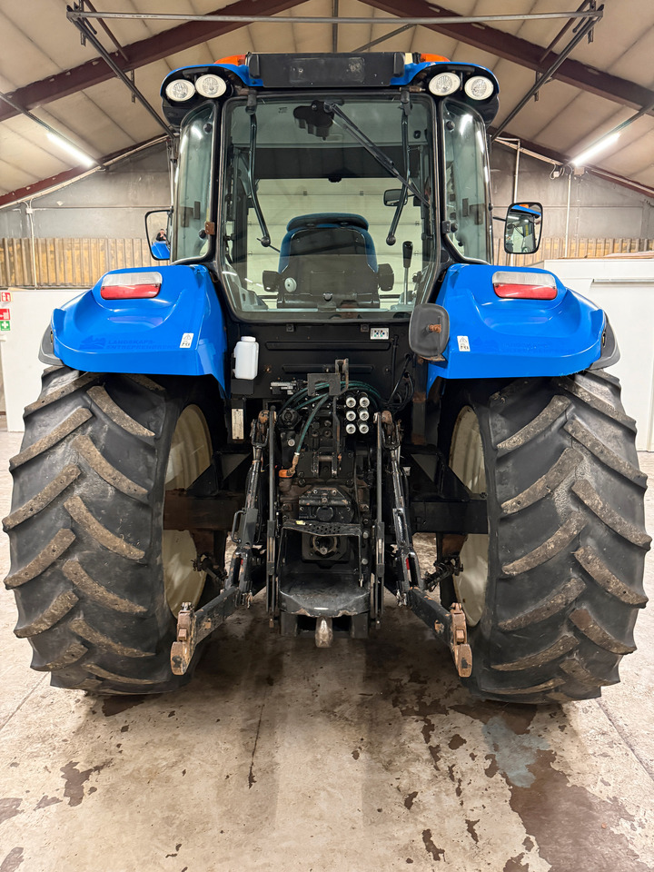 New Holland T5.115 EC - Трактор: фото 4 New Holland T5.115 EC - Трактор: фото 4