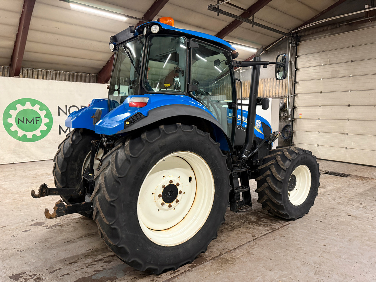 New Holland T5.115 EC - Трактор: фото 5 New Holland T5.115 EC - Трактор: фото 5