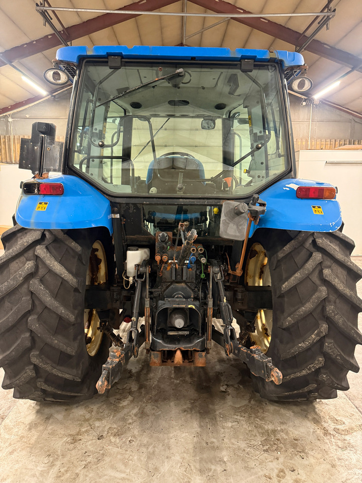 New Holland T5060 - Трактор: фото 4 New Holland T5060 - Трактор: фото 4