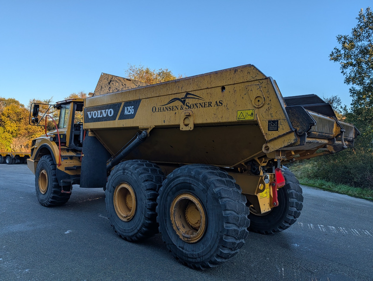 Volvo A25G på hvite skilt - Шарнірний самоскид: фото 4 Volvo A25G på hvite skilt - Шарнірний самоскид: фото 4
