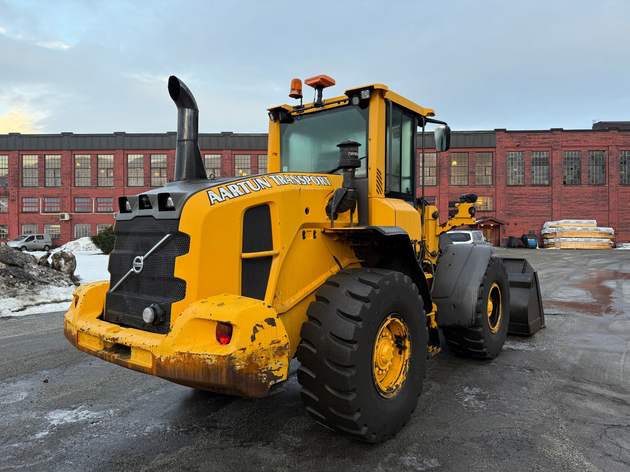 Volvo L70G - Колісний навантажувач: фото 5 Volvo L70G - Колісний навантажувач: фото 5