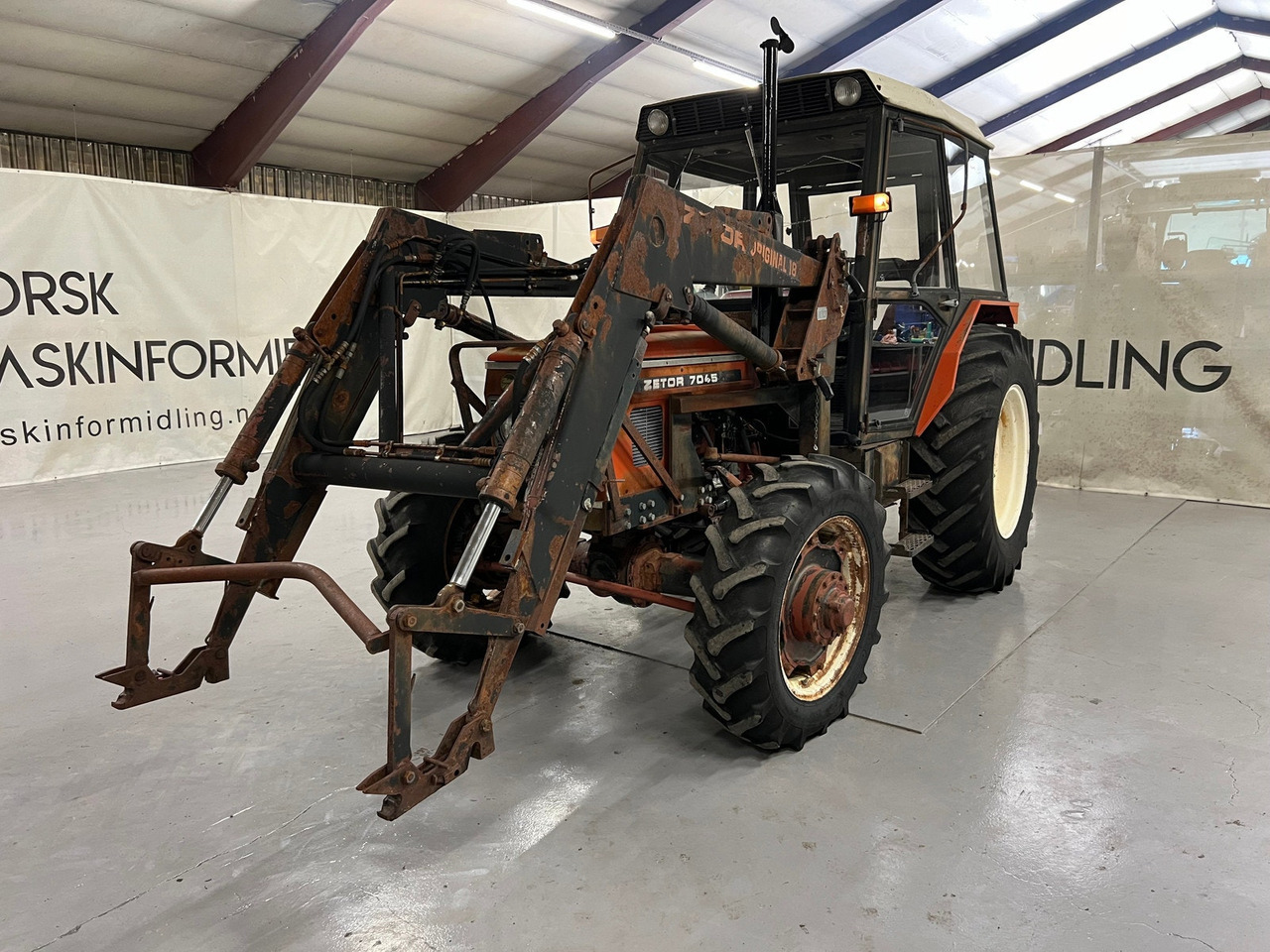 Zetor 7045 (Redusert moms) - Трактор: фото 3 Zetor 7045 (Redusert moms) - Трактор: фото 3