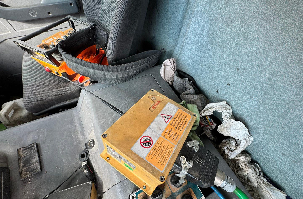 Betonpompa 28MT CIFA ASTRA HD84.38 - Автобетононасос-змішувач: фото 5 Betonpompa 28MT CIFA ASTRA HD84.38 - Автобетононасос-змішувач: фото 5