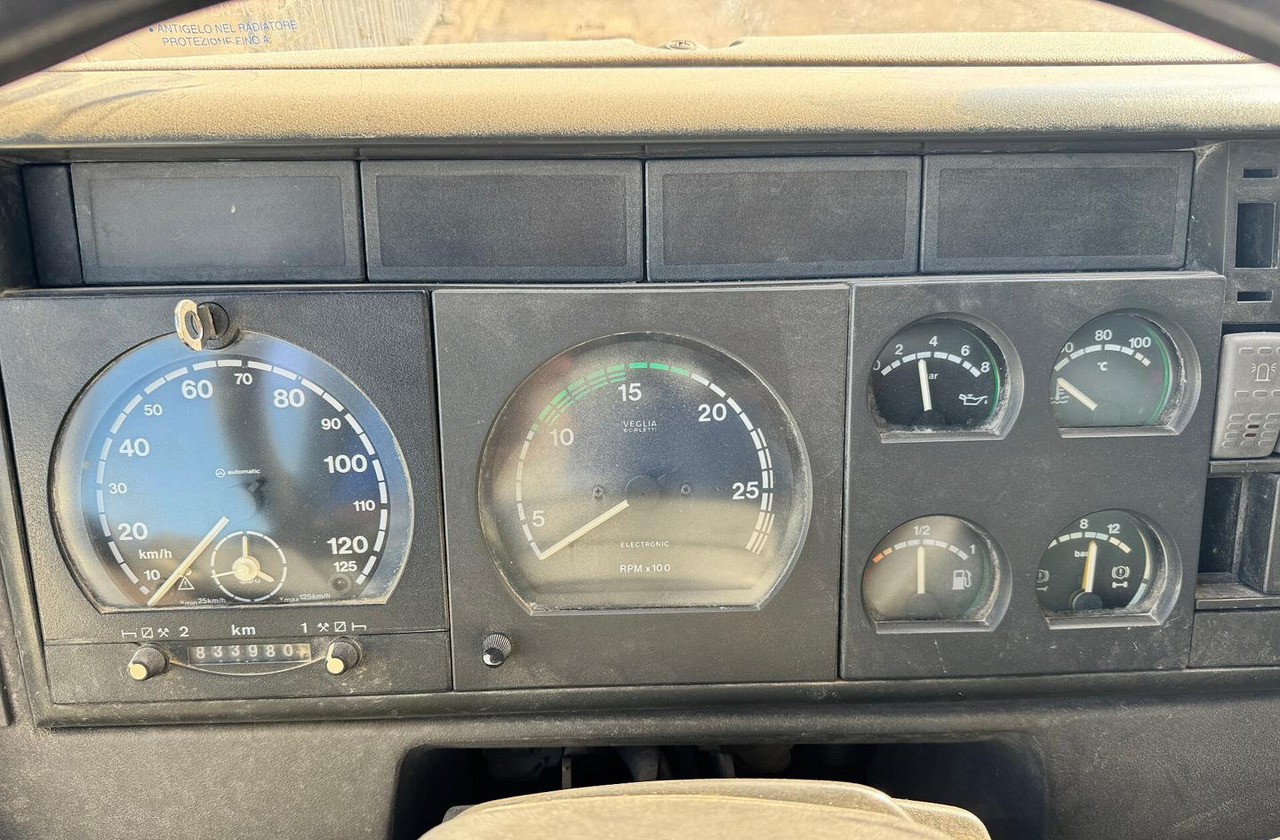 Betonpompa CIFA ASTRA HD84.38 - 2003 - Автобетононасос-змішувач: фото 5 Betonpompa CIFA ASTRA HD84.38 - 2003 - Автобетононасос-змішувач: фото 5