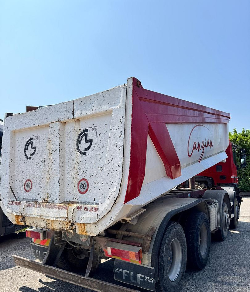 Самоскид вантажівка IVECO TRAKKER 420 - 8X4: фото 11
