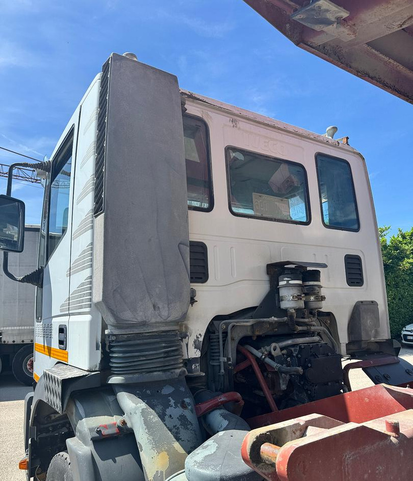 RIBALTATILE IVECO EuroTrakker 440 - 8X4 в лізинг RIBALTATILE IVECO EuroTrakker 440 - 8X4: фото 15