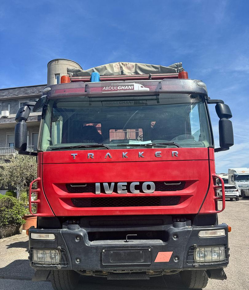 Ribaltabile Iveco Trakker 450 8X4 - Самоскид вантажівка: фото 3 Ribaltabile Iveco Trakker 450 8X4 - Самоскид вантажівка: фото 3
