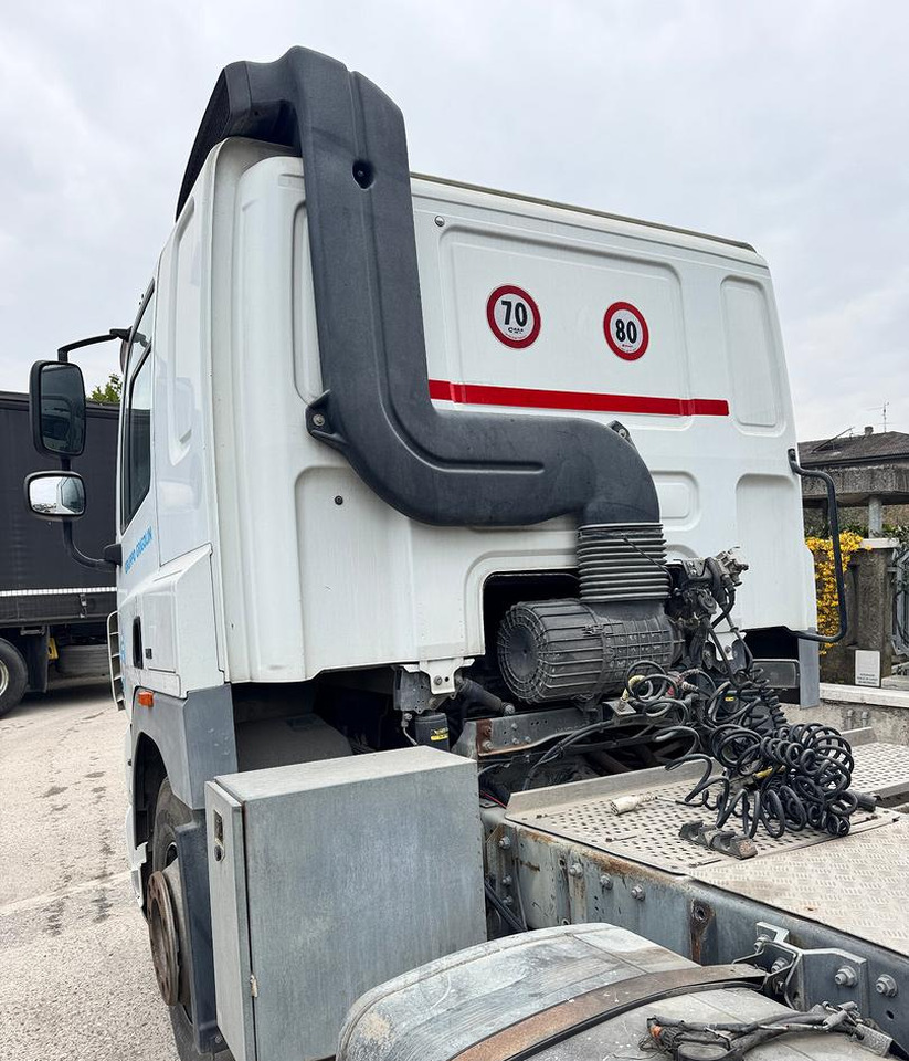 DAF CF 85.460 / Anno 2007 / Euro 5 - Тягач: фото 3 DAF CF 85.460 / Anno 2007 / Euro 5 - Тягач: фото 3