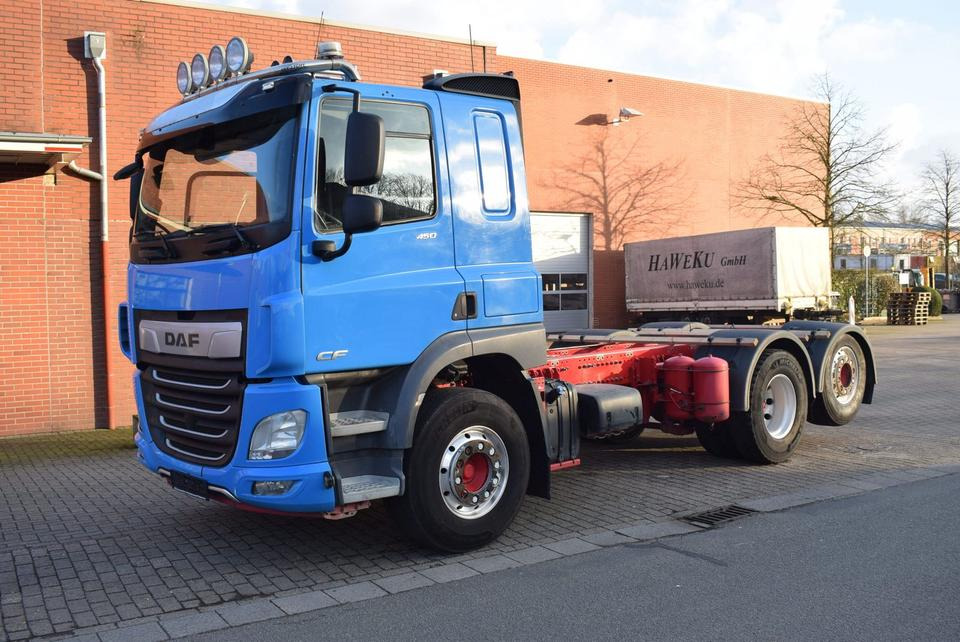 DAF CF 450 6x2 Fahrgestell Klima Navi Lift Retarder - Вантажівка шасі: фото 2 DAF CF 450 6x2 Fahrgestell Klima Navi Lift Retarder - Вантажівка шасі: фото 2