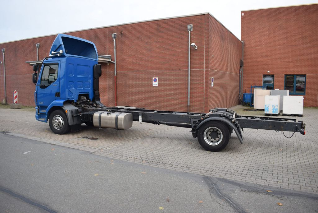 DAF LF 280 Fahrgestell Klima Navi 8-Gang ACC AHK - Вантажівка шасі: фото 4 DAF LF 280 Fahrgestell Klima Navi 8-Gang ACC AHK - Вантажівка шасі: фото 4