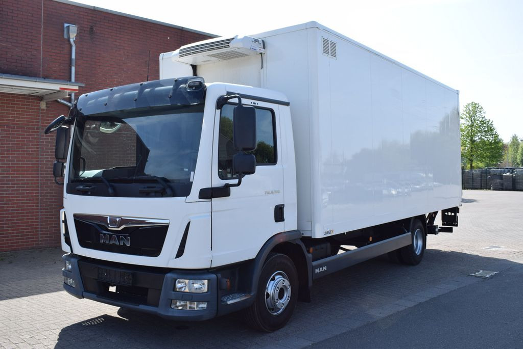 MAN TGL 8.180 Koffer 6,20mLBW 1000KG Klima - Вантажівка з закритим кузовом: фото 2 MAN TGL 8.180 Koffer 6,20mLBW 1000KG Klima - Вантажівка з закритим кузовом: фото 2