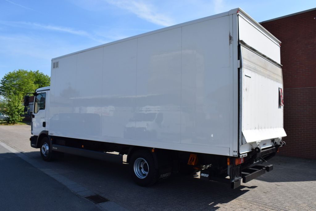MAN TGL 8.180 Koffer 6,20mLBW 1000KG Klima - Вантажівка з закритим кузовом: фото 4 MAN TGL 8.180 Koffer 6,20mLBW 1000KG Klima - Вантажівка з закритим кузовом: фото 4