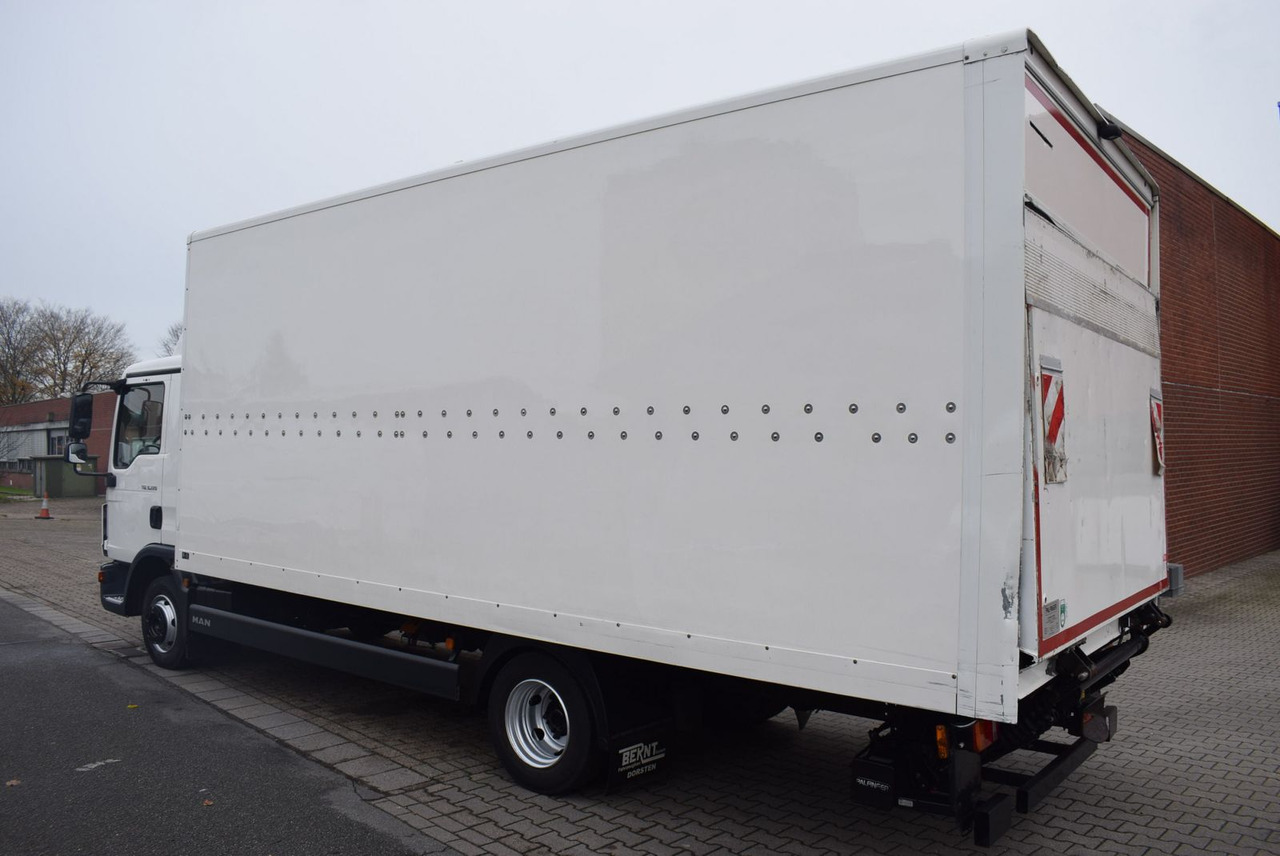 MAN TGL 8.220 Koffer LBW Klima EURO6 Luftfederung - Фургон з закритим кузовом: фото 4 MAN TGL 8.220 Koffer LBW Klima EURO6 Luftfederung - Фургон з закритим кузовом: фото 4
