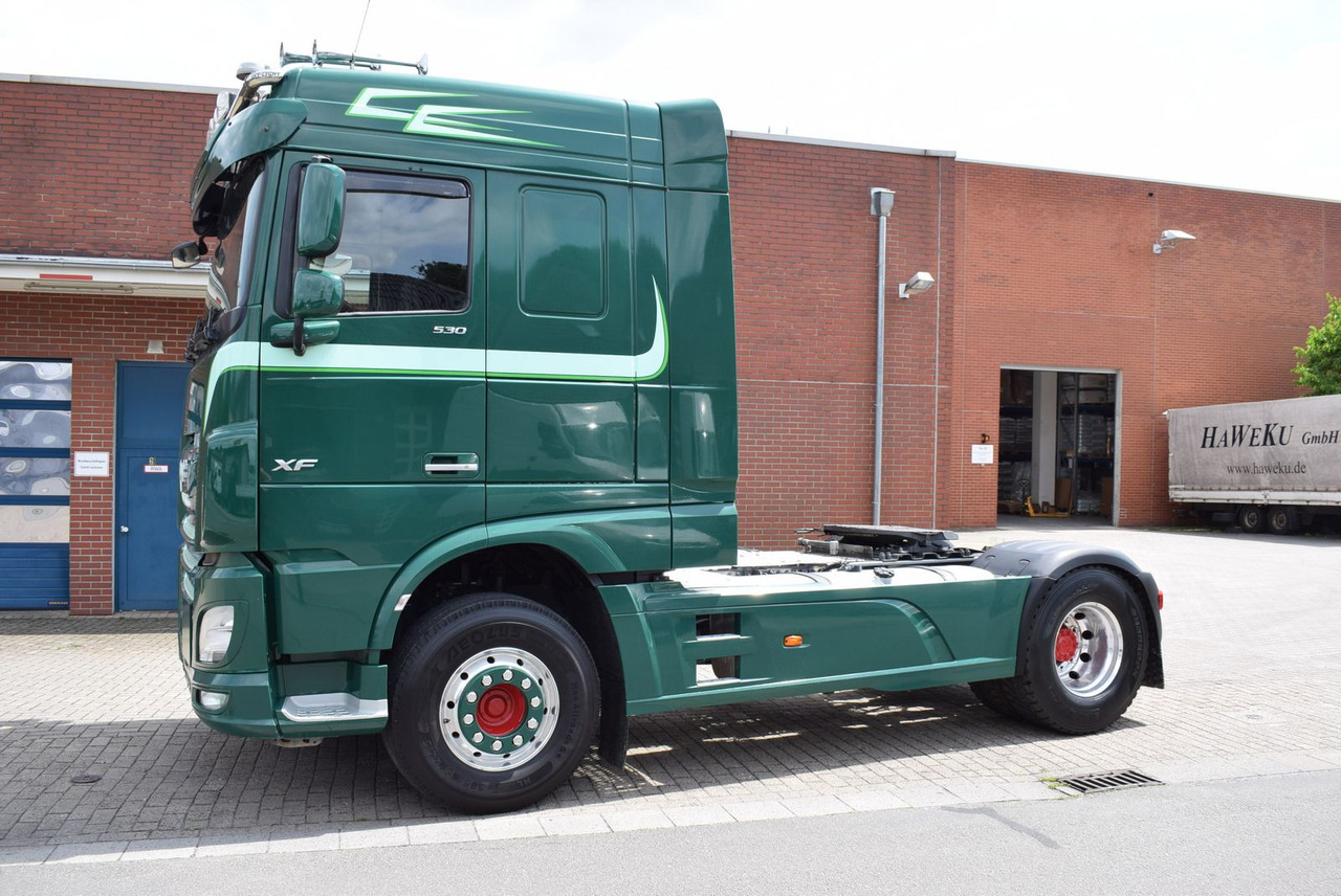 DAF XF 530 FT Retarder Leder Standklima Hydraulik - Тягач: фото 2 DAF XF 530 FT Retarder Leder Standklima Hydraulik - Тягач: фото 2