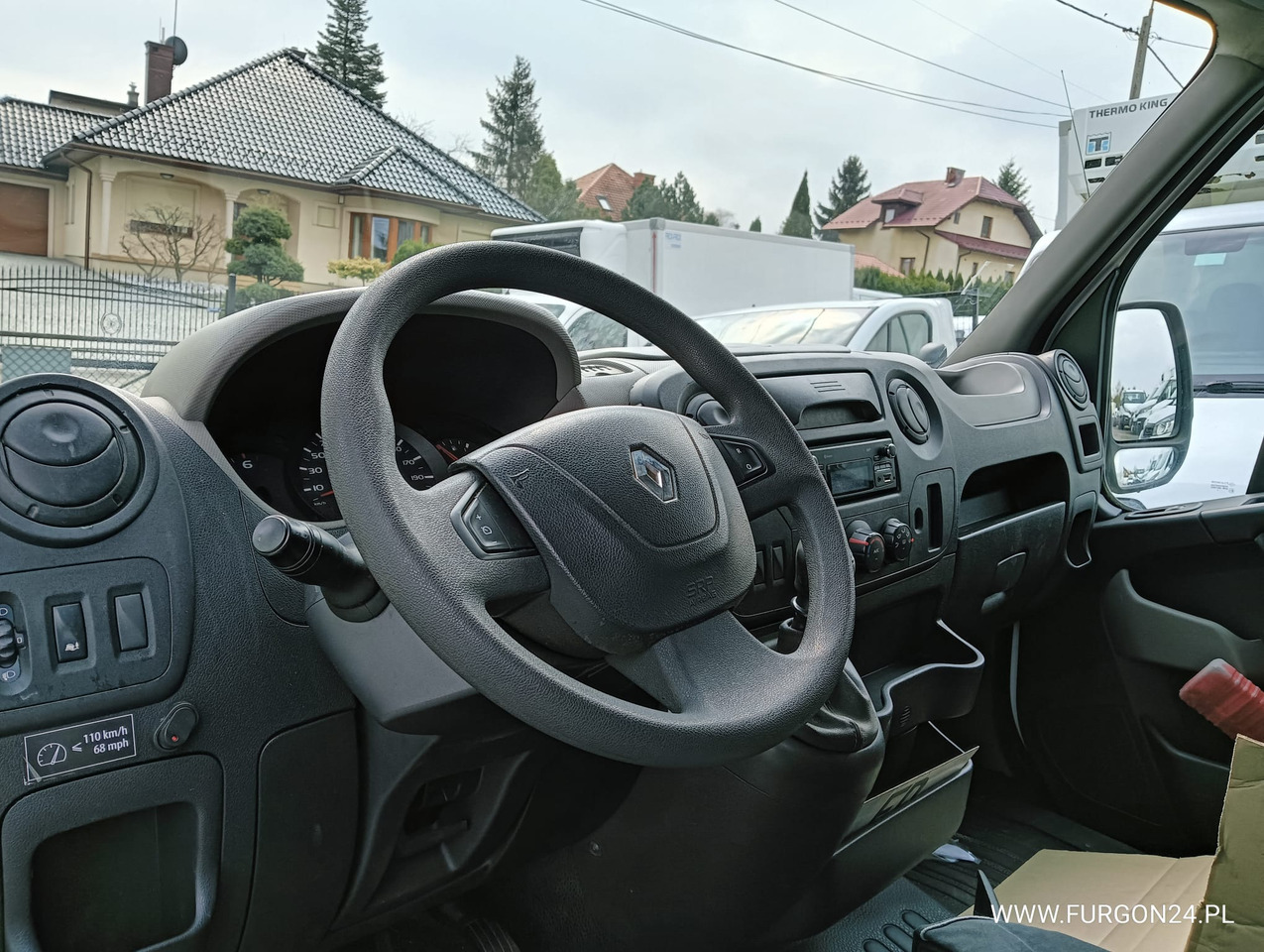 Interior photo 1: Комерційний автомобіль RENAULT MASTER PLATFORMA DO ZABUDOWY NR 835