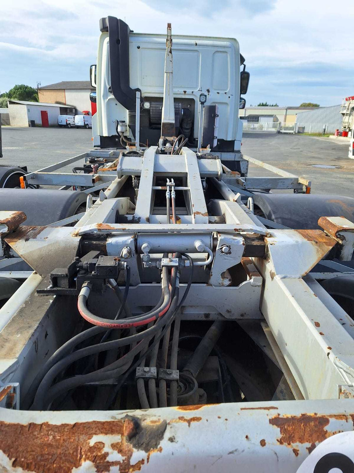 DAF CF - Гаковий мультиліфт вантажівка: фото 4 DAF CF - Гаковий мультиліфт вантажівка: фото 4