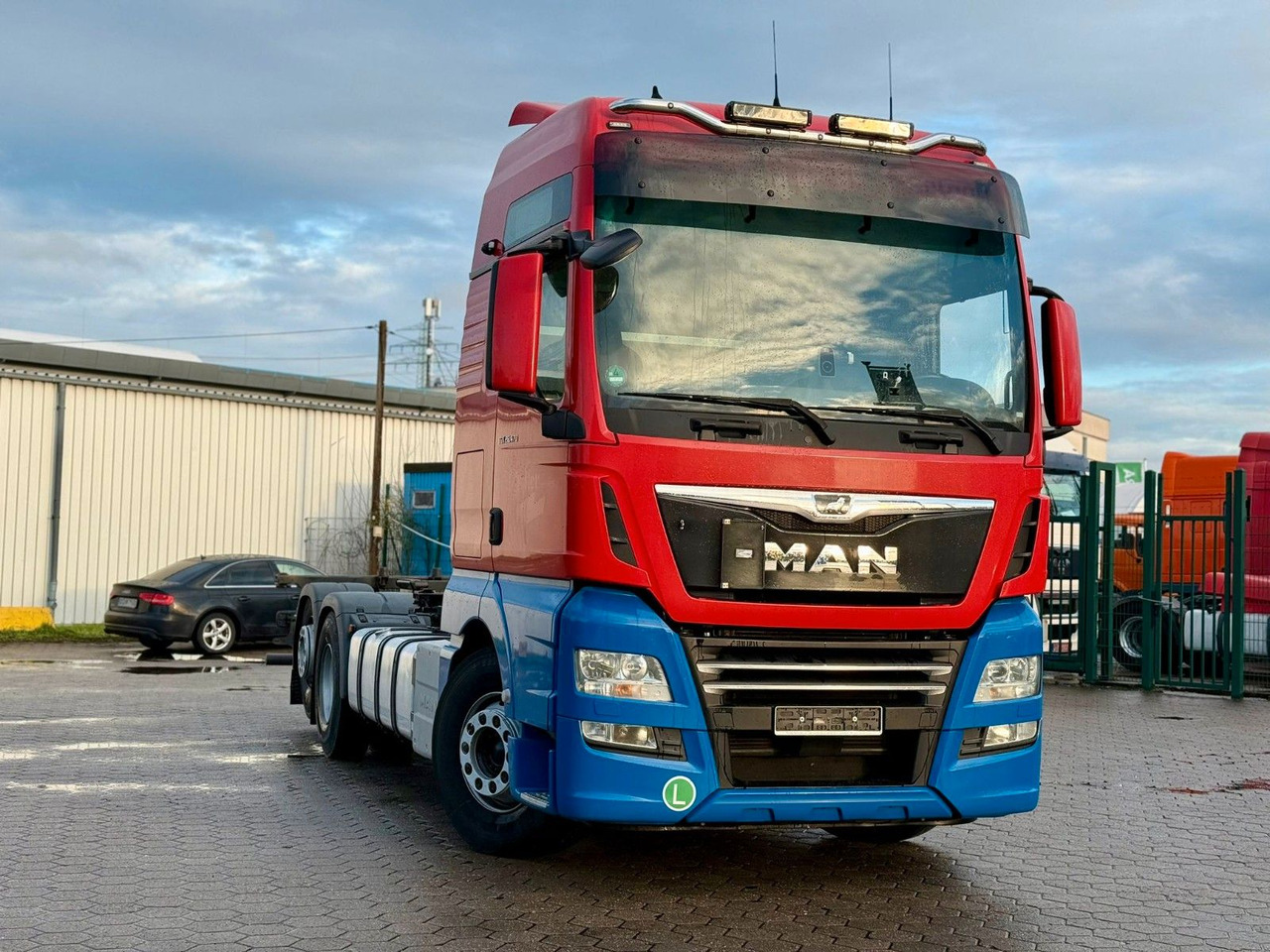 MAN TGX 26.470 XXL 6x2 BDF+Retarter +Standklima - Контейнеровоз/ Змінний кузов вантажівка: фото 1 MAN TGX 26.470 XXL 6x2 BDF+Retarter +Standklima - Контейнеровоз/ Змінний кузов вантажівка: фото 1