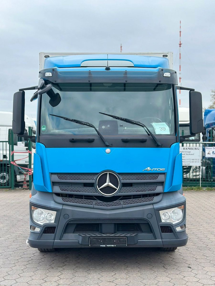 Mercedes-Benz Antos 1830+Isolierkoffer - Вантажівка з закритим кузовом: фото 2 Mercedes-Benz Antos 1830+Isolierkoffer - Вантажівка з закритим кузовом: фото 2
