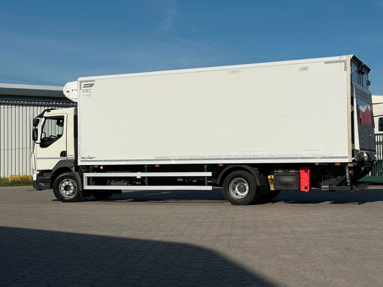 Volvo FL 42 R 240 +Thermoking T-880R+Kamera - Рефрижератор вантажівка: фото 5 Volvo FL 42 R 240 +Thermoking T-880R+Kamera - Рефрижератор вантажівка: фото 5