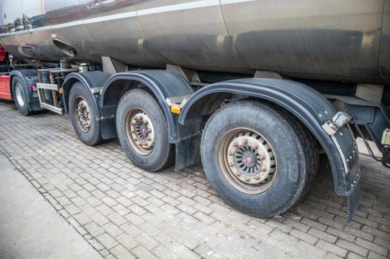 Eta CITERNE LAIT/MILCH/MILK 29000L - Напівпричіп цистерна: фото 5 Eta CITERNE LAIT/MILCH/MILK 29000L - Напівпричіп цистерна: фото 5