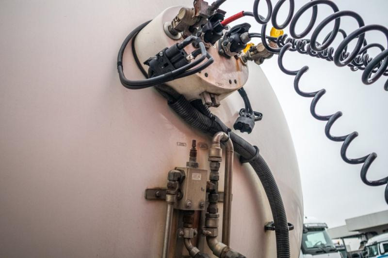 Напівпричіп цистерна Eta CITERNE LAIT/MILCH/MILK 29000L: фото 10 Напівпричіп цистерна Eta CITERNE LAIT/MILCH/MILK 29000L: фото 10