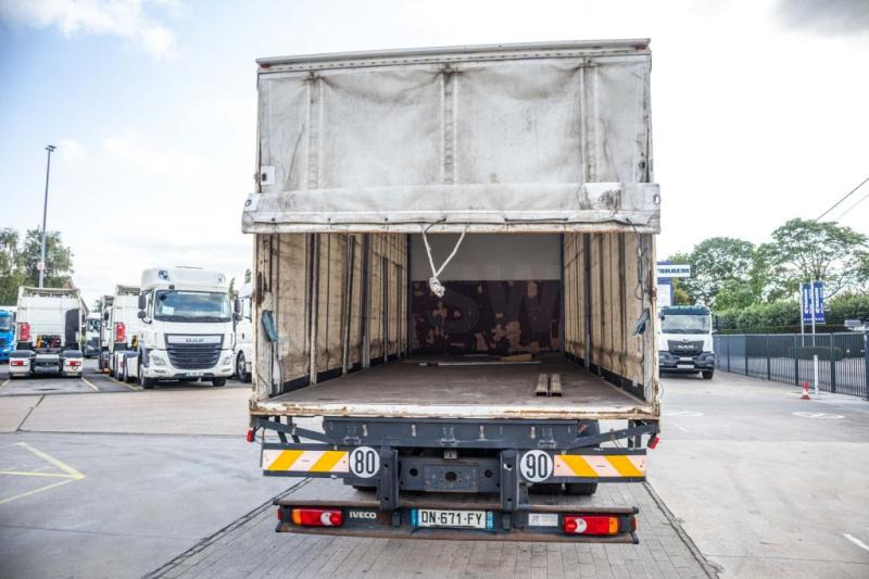 Iveco EUROCARGO 160E25 - Тентована вантажівка: фото 5 Iveco EUROCARGO 160E25 - Тентована вантажівка: фото 5