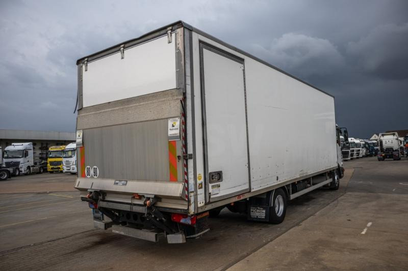 MAN TGL 12.220 BL+E5+HAYON - Вантажівка з закритим кузовом: фото 3 MAN TGL 12.220 BL+E5+HAYON - Вантажівка з закритим кузовом: фото 3