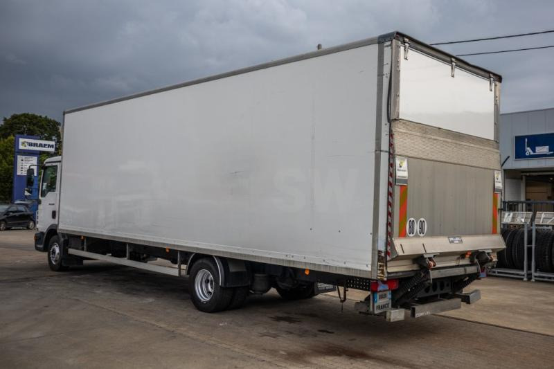 MAN TGL 12.220 BL+E5+HAYON - Вантажівка з закритим кузовом: фото 4 MAN TGL 12.220 BL+E5+HAYON - Вантажівка з закритим кузовом: фото 4