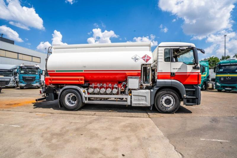 MAN TGS 18.400 BL+MAGYAR 13.500L / 5 COMP - Вантажівка цистерна: фото 3 MAN TGS 18.400 BL+MAGYAR 13.500L / 5 COMP - Вантажівка цистерна: фото 3