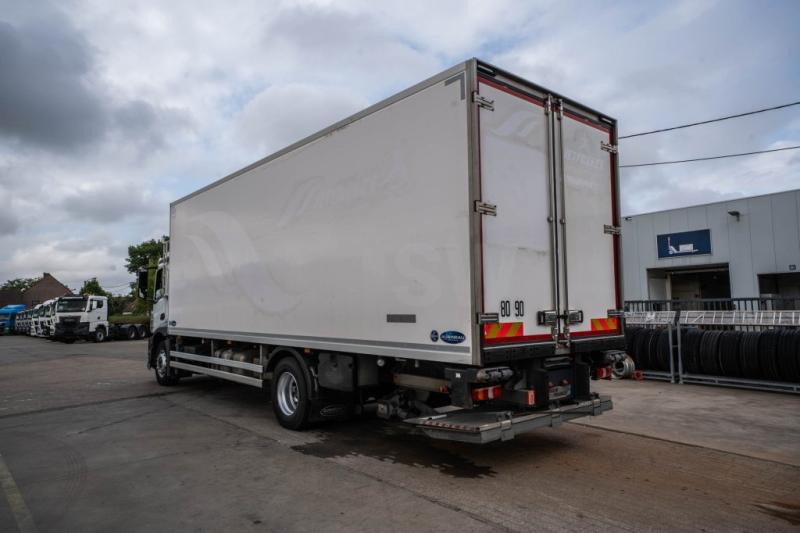 Mercedes ANTOS 1833 L +CARRIER SUPRA MULTI 1250Mt+DHOLLANDIA 2.5T. - Рефрижератор вантажівка: фото 5 Mercedes ANTOS 1833 L +CARRIER SUPRA MULTI 1250Mt+DHOLLANDIA 2.5T. - Рефрижератор вантажівка: фото 5