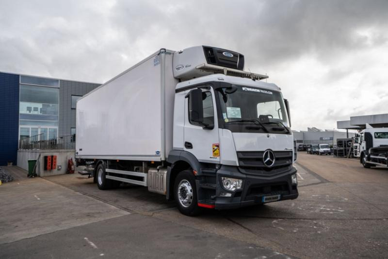 Mercedes ANTOS 1833 L +CARRIER SUPRA MULTI 1250Mt+DHOLLANDIA 2.5T. - Рефрижератор вантажівка: фото 2 Mercedes ANTOS 1833 L +CARRIER SUPRA MULTI 1250Mt+DHOLLANDIA 2.5T. - Рефрижератор вантажівка: фото 2