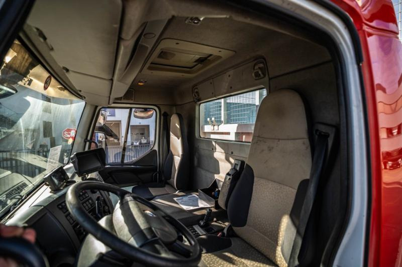 Бортова вантажівка/ Платформа, Вантажівка з маніпулятором Renault KERAX 380 DXI-6X4+PK 18 T/M-4xHYDR.: фото 7