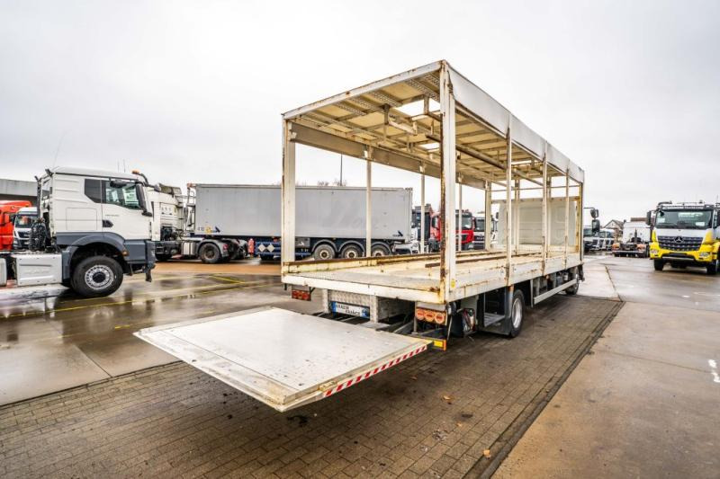 Renault MIDLUM 180 DXI (12 T) - Тентована вантажівка: фото 5 Renault MIDLUM 180 DXI (12 T) - Тентована вантажівка: фото 5