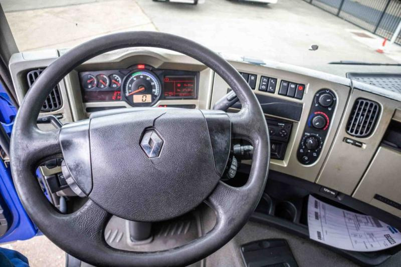 Interior photo 2: Контейнеровоз/ Змінний кузов вантажівка Renault PREMIUM 380DXI+E5/EEV+HAYON Interior photo 2: Контейнеровоз/ Змінний кузов вантажівка Renault PREMIUM 380DXI+E5/EEV+HAYON