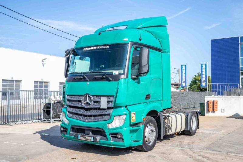 Mercedes ACTROS 1845 LS - Тягач: фото 1 Mercedes ACTROS 1845 LS - Тягач: фото 1