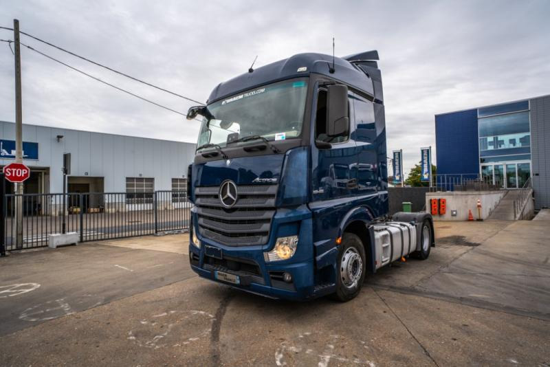 Mercedes ACTROS 1846 LS - Тягач: фото 1 Mercedes ACTROS 1846 LS - Тягач: фото 1
