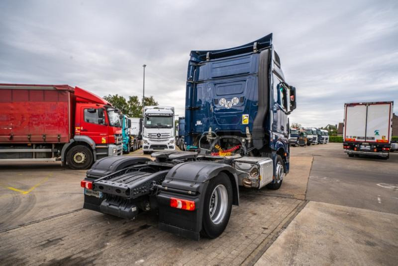 Mercedes ACTROS 1846 LS - Тягач: фото 4 Mercedes ACTROS 1846 LS - Тягач: фото 4