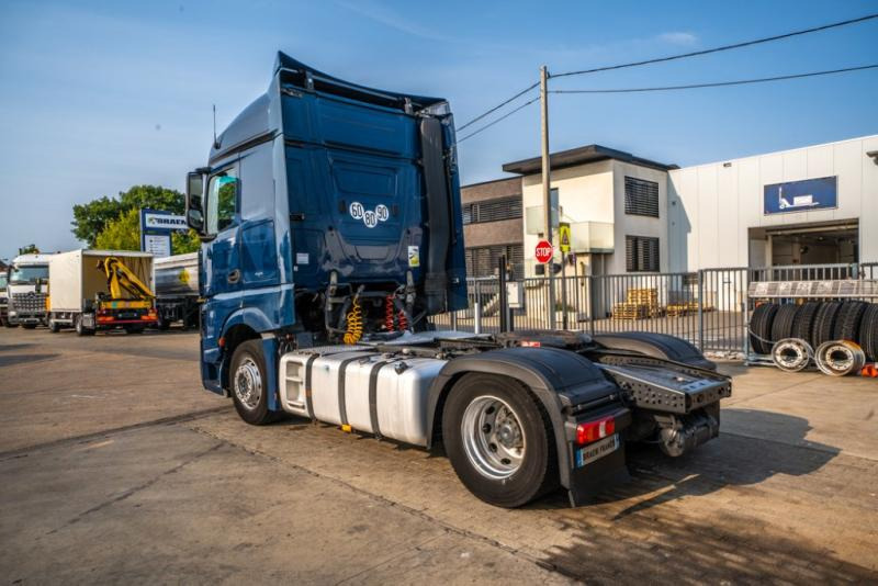 Mercedes ACTROS 1846 LS - Тягач: фото 5 Mercedes ACTROS 1846 LS - Тягач: фото 5